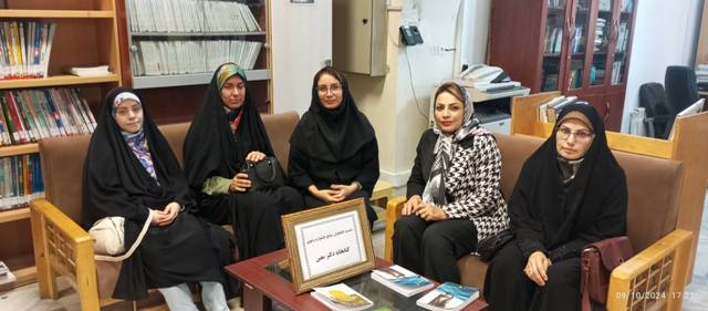 نشست کتابخوان از منابع جشنواره رضوی